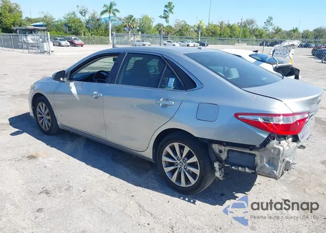 2017 Toyota Camry Xle z USA, uszkodzony, nr VIN 4T1BF1FKXHU615774